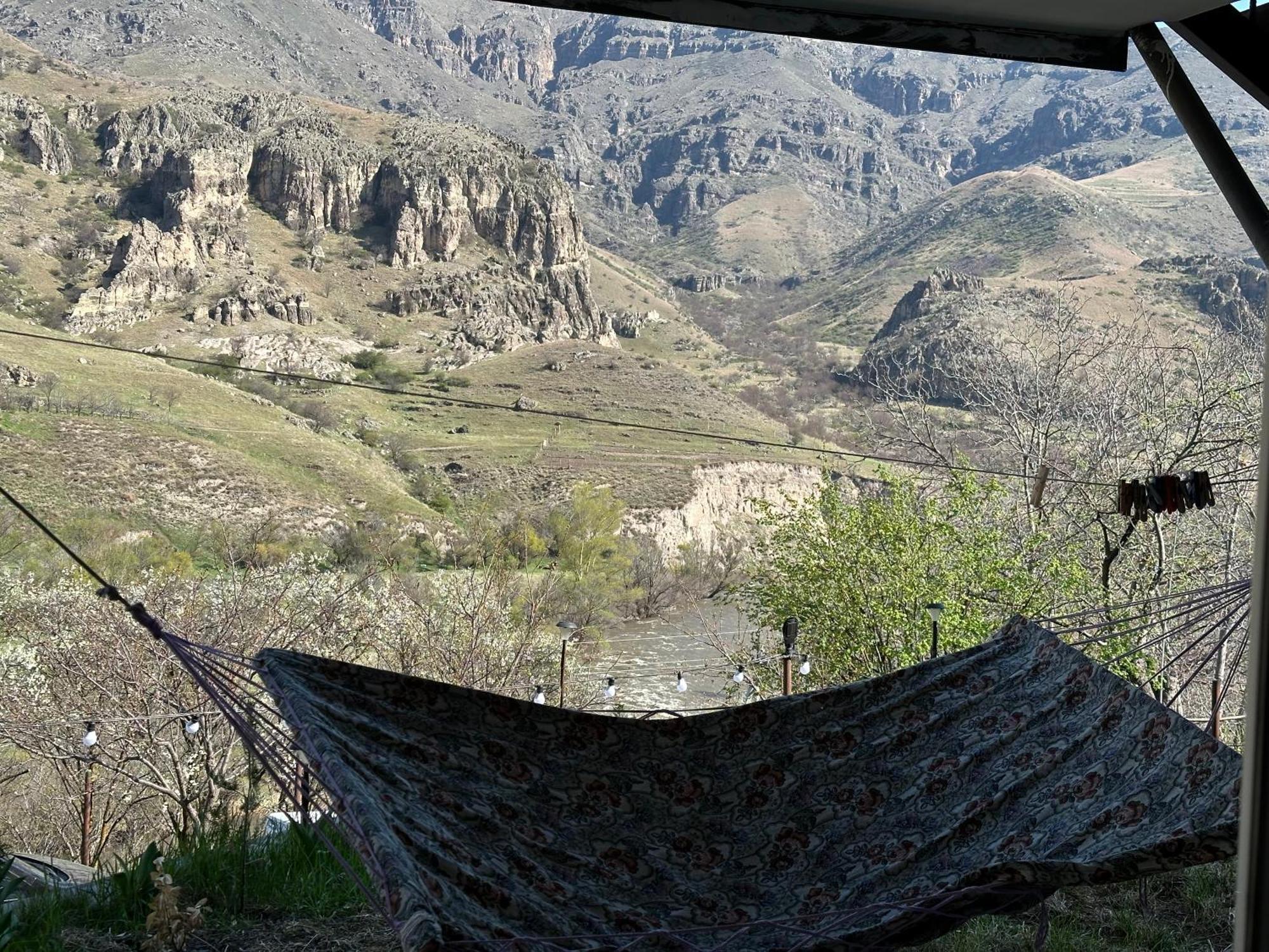 Hotel-Gvala Vardzia  Luaran gambar